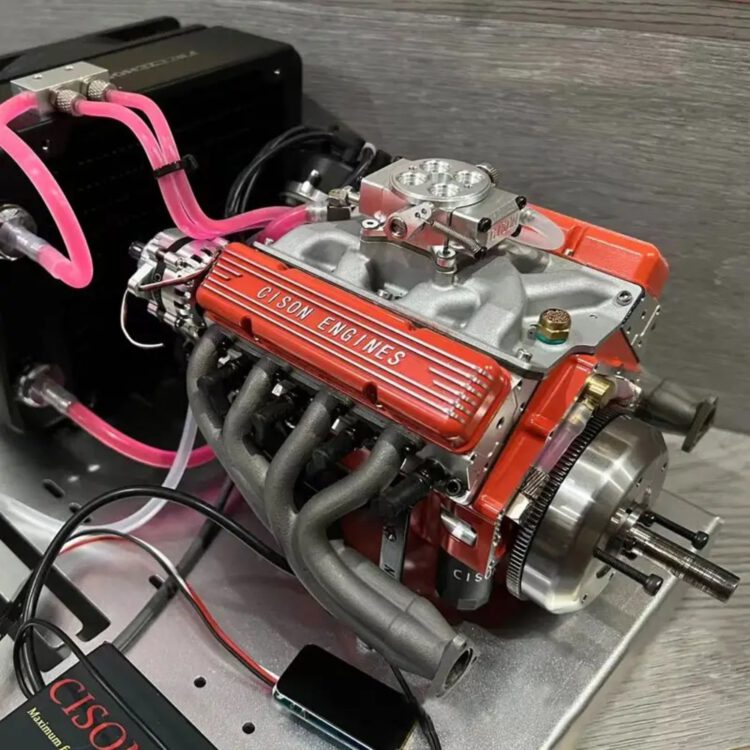 V8 Engine Small-Block OHV 44ccm – Bild 2