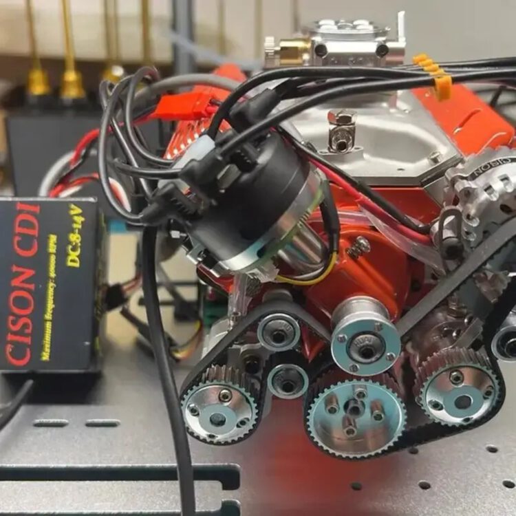 V8 Engine Small-Block OHV 44ccm – Bild 3